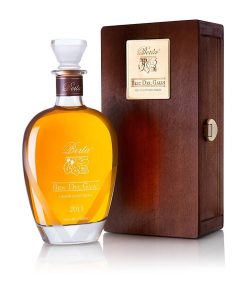 Berta -“Linea Riserve” Grappa di Moscato”Bric del Gaian” con cofanetto legno 70 CL